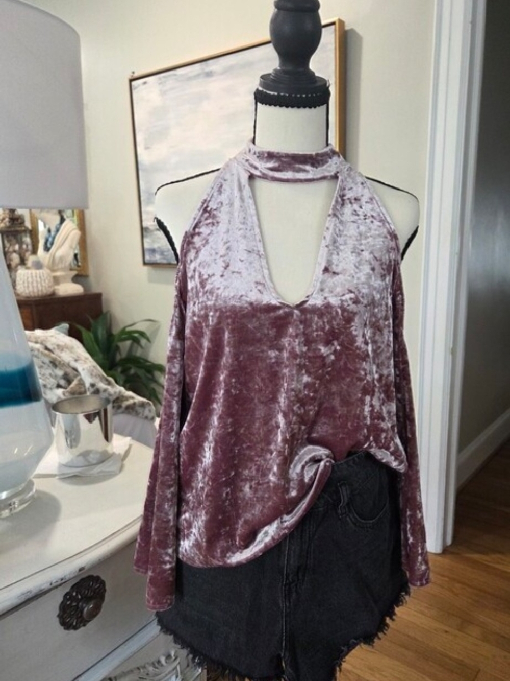 American Eagle Mauve Crushed Velvet Cold Shoulder Top | Size Small
